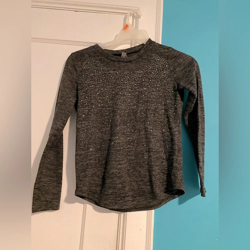 •LOVE CHAR SPORT long sleeve shirt for women size S color gray like new - Picture 5 of 8